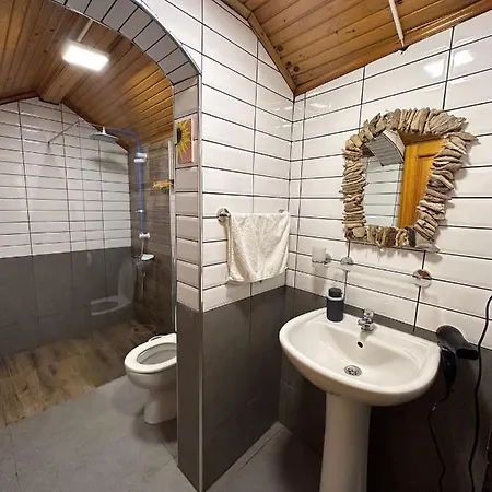 Kaptan Bungalows Cirali Olympos كمر